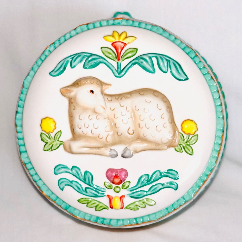 Gloria Vanderbilt Ceramic Mold Decorative Wall Hanger Sheep Lamb Vintage 1990